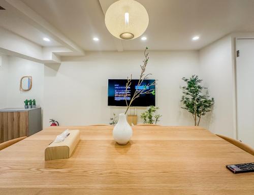 和居 汐月 広々とした和を感じる内装の部屋でゆっくり過ごせる宿