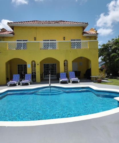 Басейн в Two Villas, One Paradise або поблизу
