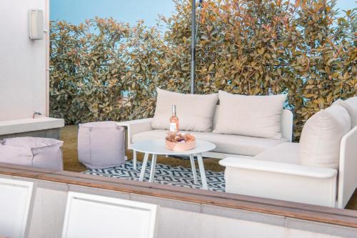 Duplex Sea View Near Monaco AC & Parking