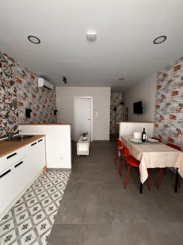 R13 Trabajo Descanso Premium Junto a Metro Madrid