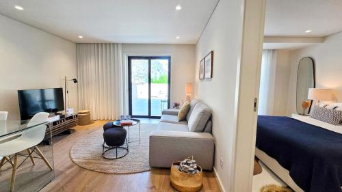 Central Apartment with parking/terrace