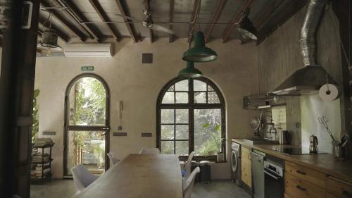 Retiro Park Industrial House