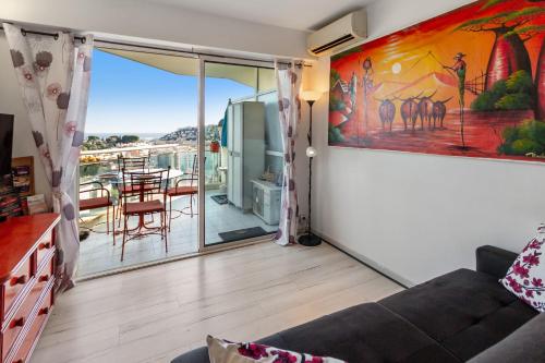 La Coquette - Sea View - Parking - AC - Pool