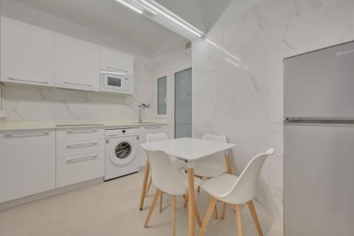 Hogar Emilio by Clabao