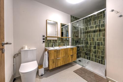 Beautiful new flat by the forest