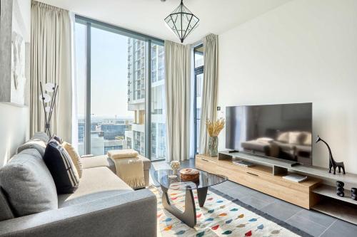 Frank Porter - The Crest Tower, Sobha Hartland