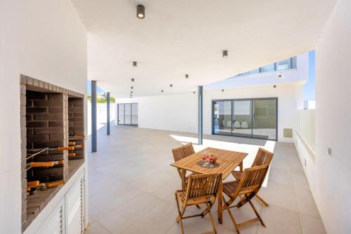Villa Vista Albufeira Sea Views Heated Pool Walk To Marina