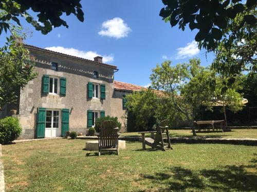 Dordogne Country Home - Year-Round Getaway