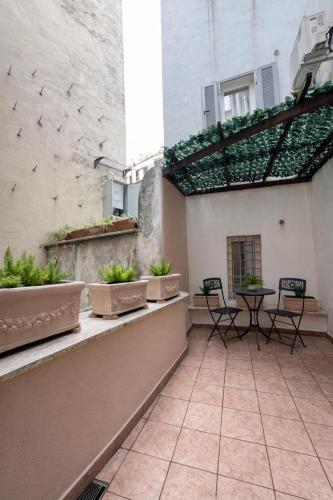 Frangipane Colosseum Home