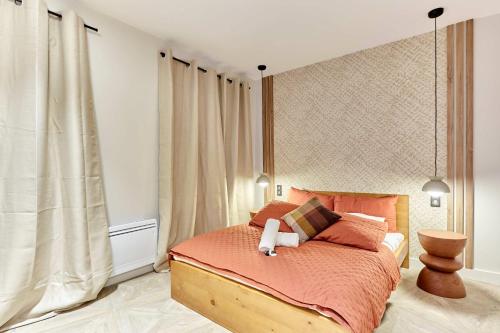 Superb 3-bedroom flat near the Moulin Rouge and Montmartre