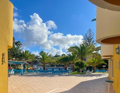 Rony by Best Holidays Fuerteventura