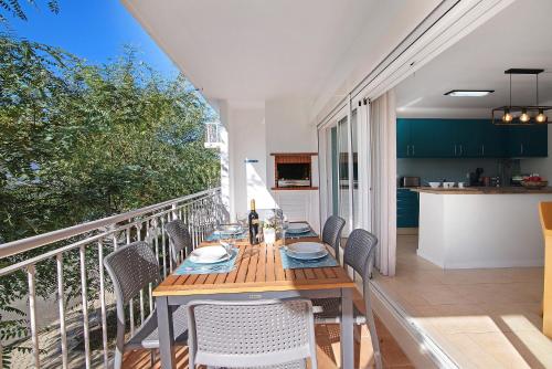 Costa Cabanas 56