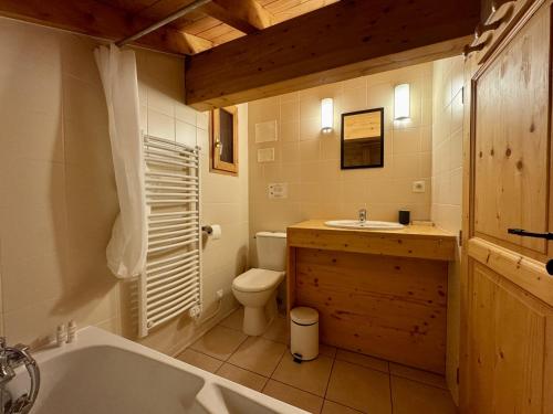 Chalet spacieux avec sauna, 4 chambres et Wi-Fi