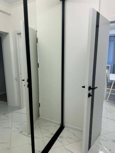 ภาพในคลังภาพของ Apartament ในคีชีเนา
