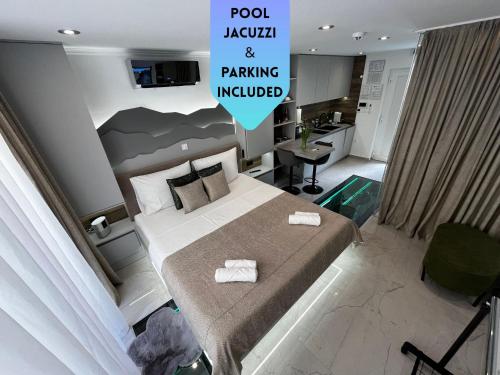 La Luna Petite Suite Deluxe Apartment with Pool & Jacuzzi, Bikes and Secured Parking