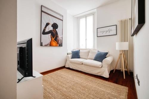 Lorenteggio - Elegant Apartment