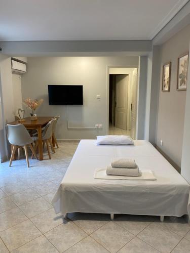 Mavrovouni House Παραλιακό διαμέρισμα με αυλή, πλήρως εξοπλισμένο