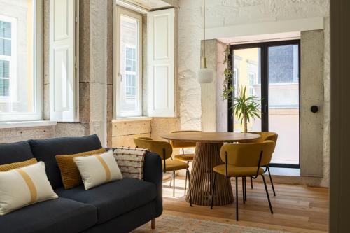 Elegant apartment in the historical center of Porto