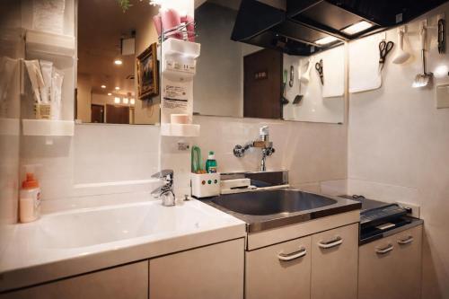 GU Freedom Home 3 floor 3 bedrooms ,direct to Shinsaibashi