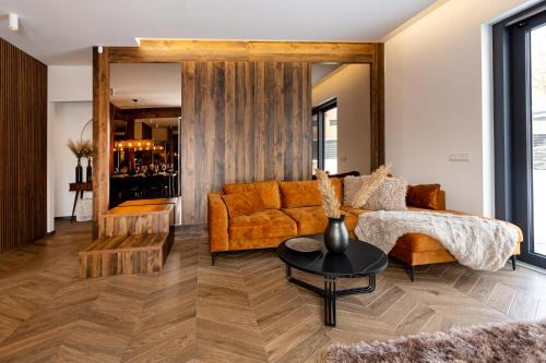 Villa Porta Verde III - Privat Garden & Pool & Jacuzzi