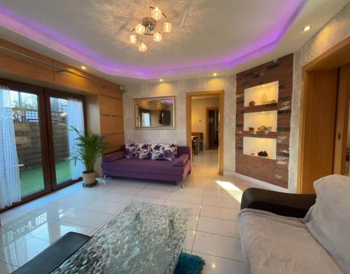 ASENATA Apartament 46m2 parter USTROŃ CENTRUM