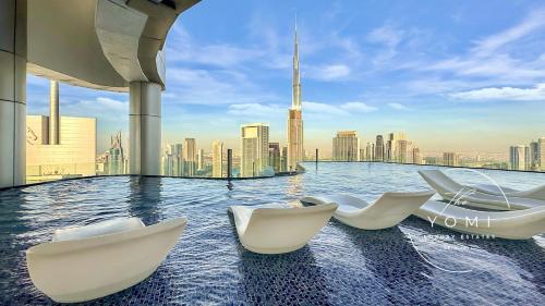 Burj Khalifa View, Luxury 2B, Top Amenities and Equipment
