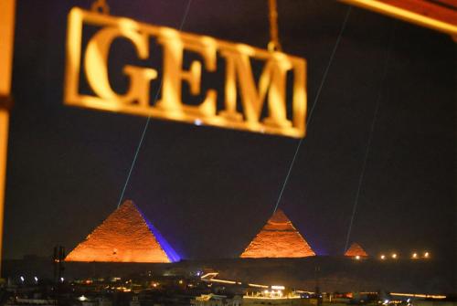 GEM Pyramids & Grand Museum View