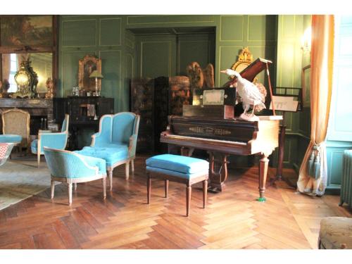 Area tempat duduk di Château d'Hodebert