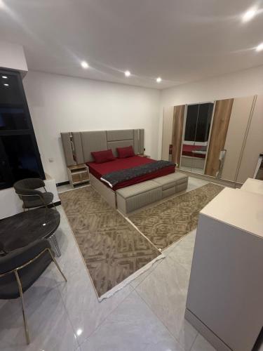 Llit o llits en una habitació de كارتير