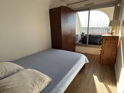 Appartement Climatisé 6 pers avec Terrasse et Piscine à Port Camargue