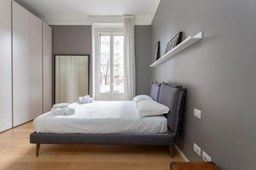 HomeLovers Two Rooms Close to City Life MM1 Metro