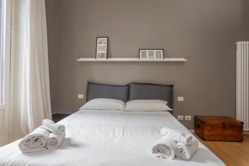 HomeLovers Two Rooms Close to City Life MM1 Metro