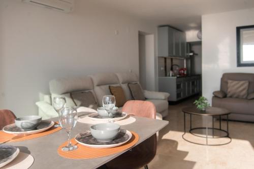 WELCS APARTAMENTO 309 EMP cerca del mar