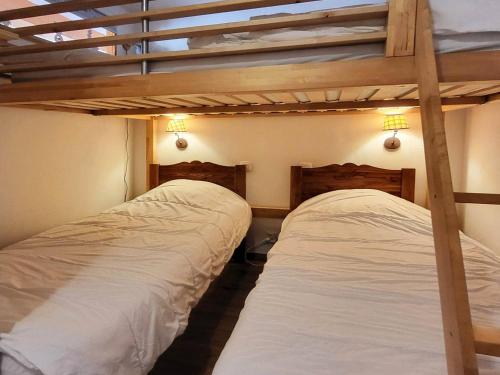 Grand appartement 6 pers, piscine & sauna, proche pistes & commerces - FR-1-322-662