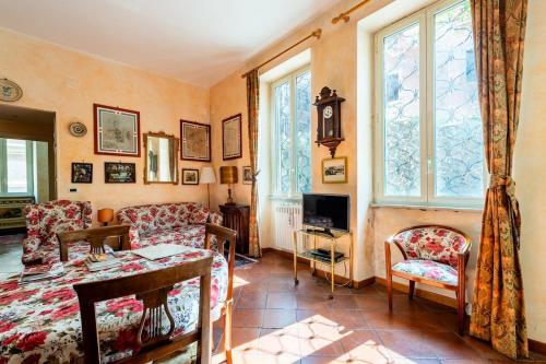 Charming Roman home by the Colosseum