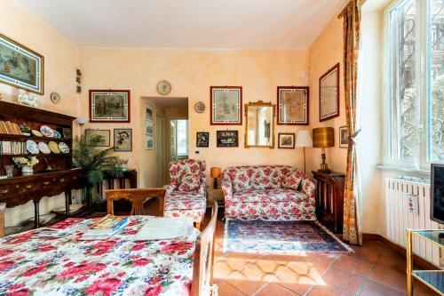 Charming Roman home by the Colosseum