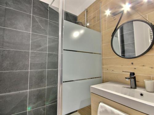 Studio divisible central, balcon, 4 pers