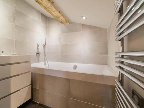 Duplex luxe 10 pers à Val Thorens, cheminée, skis aux pieds