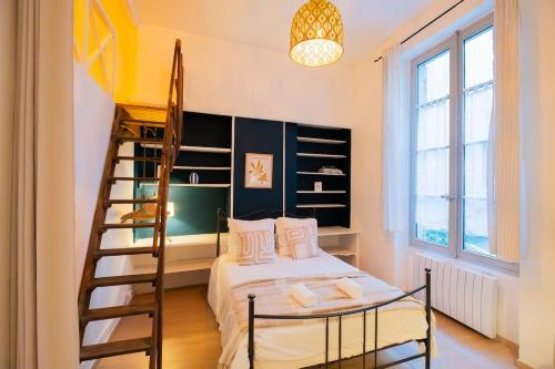 Cosy Traditional Old Stone Townhouse in Bastide