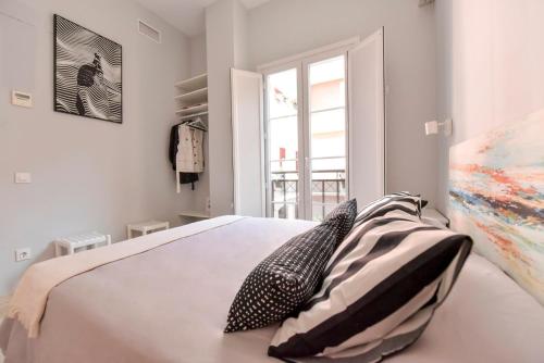New! Exclusive Duplex Design | Parking & Pool