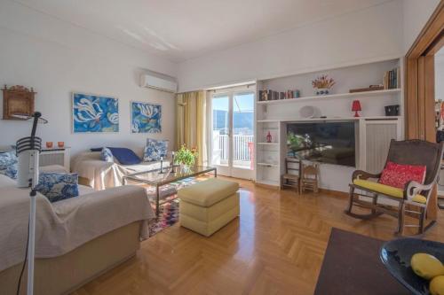 Beautiful 94 sq.m apartment with view over Athens