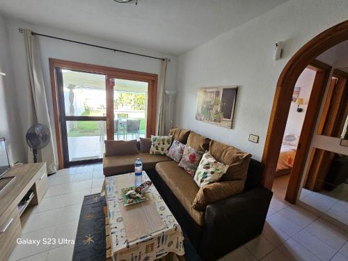 Luxurious Apartment with Private Terrace and Garden in Las Palmas