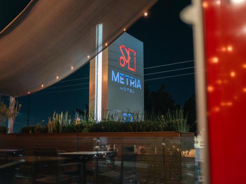 Metria Hotel — Balcony/Terrace