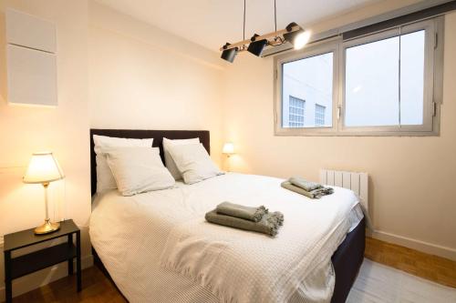Modern Flat with Balcony Opera & Saint-Lazare