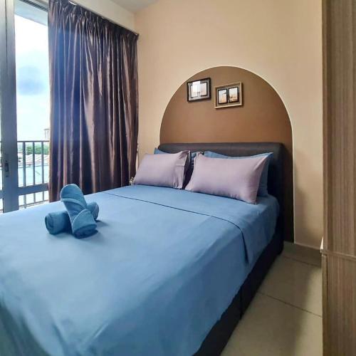 Couple Suite Greenfield 1BR 1BA Near Paradigm Mall