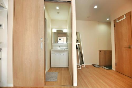 QU301 2BR Home on JR Chuo-Sobu Line, Direct Access to Akihabara and Shinjuku, 3 Beds