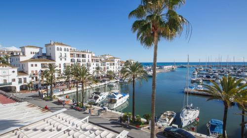 Marina Apartments, 73 7