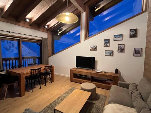 Appartement cosy avec services inclus à Méribel Mottaret - FR-1-613-97