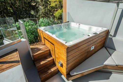 Acropolis Luxury Apartments