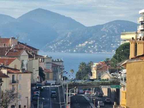 69m2, balcon vue mer, 2 salles de bain